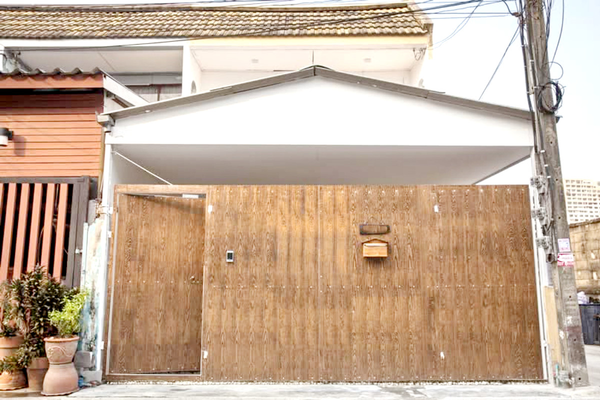 For RentTownhomeRatchadapisek, Huaikwang, Suttisan : HK0644♛Townhouse 3 bedrooms for rent⚝Ratchada-Huai Khwang♜MRT Cultural Center(950m.)∞099-5919653,065-9423251▚Line@sureresidence