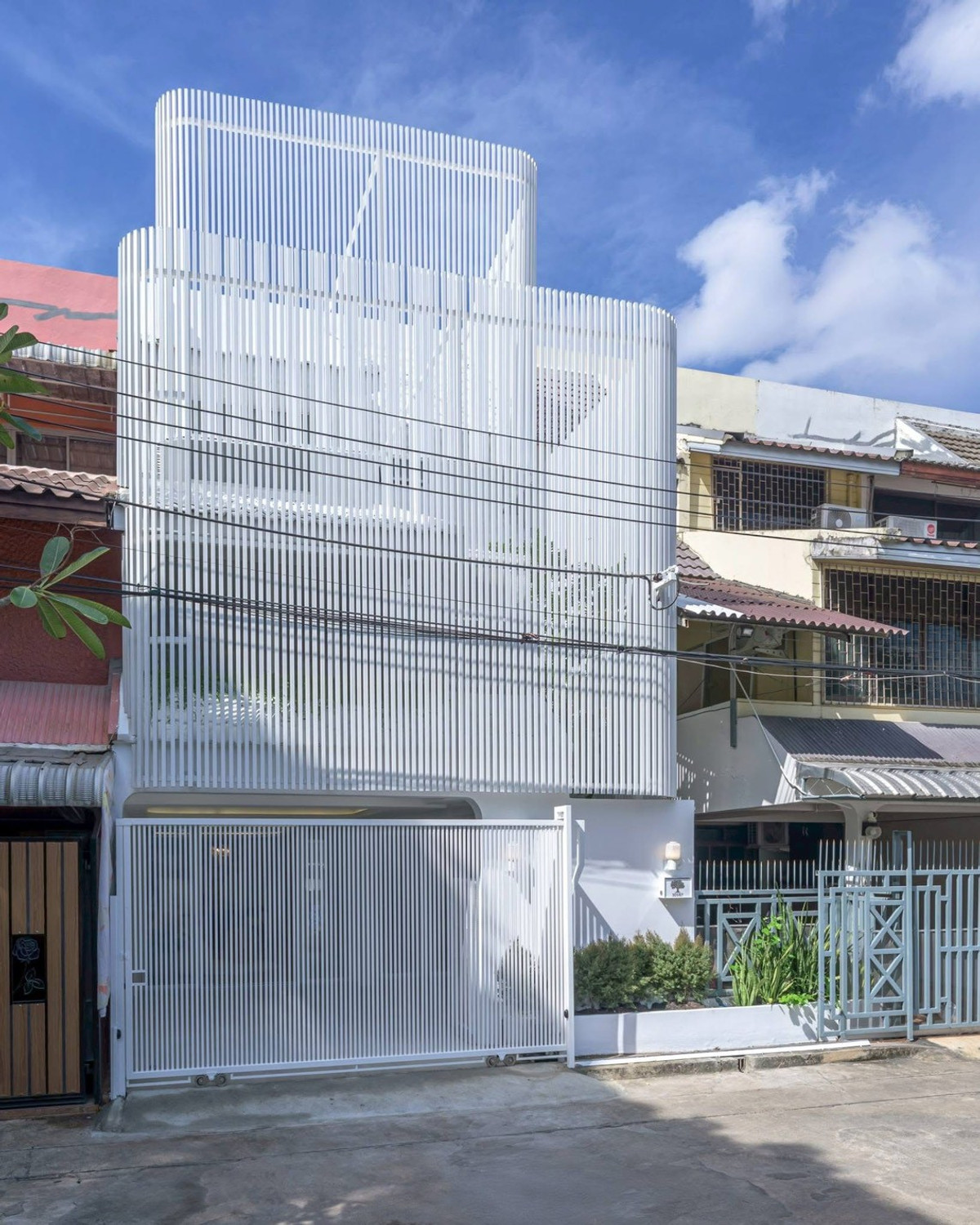 ขายทาวน์โฮมอ่อนนุช อุดมสุข : ME2500328 ขายทาวน์โฮม 3 ชั้น หมู่บ้านคลองตันนิเวศน์ ตกแต่งสวย หายใจได้เต็มปอด