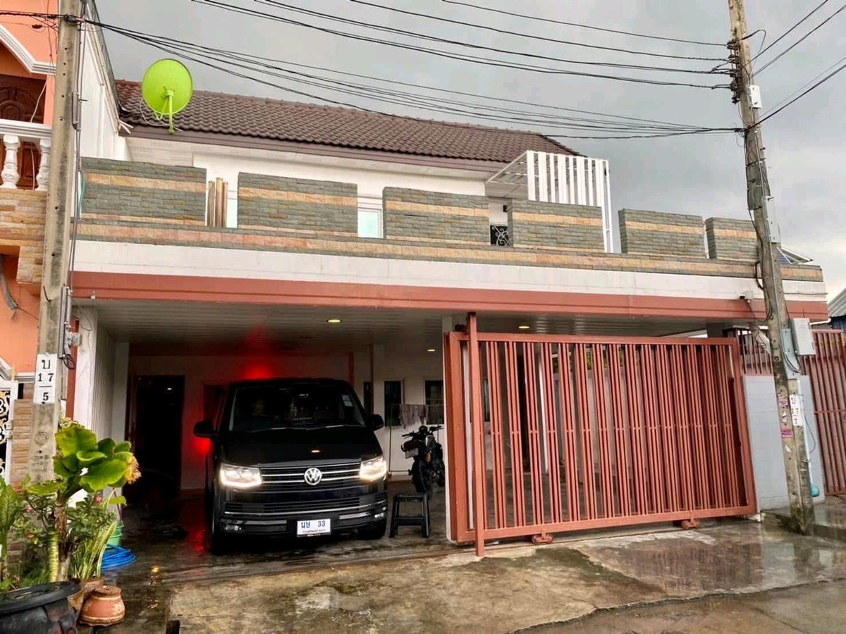 For RentTownhomeRama 2, Bang Khun Thian : 🔹 Home office, fully furnished, newly renovated, ready to use immediately.