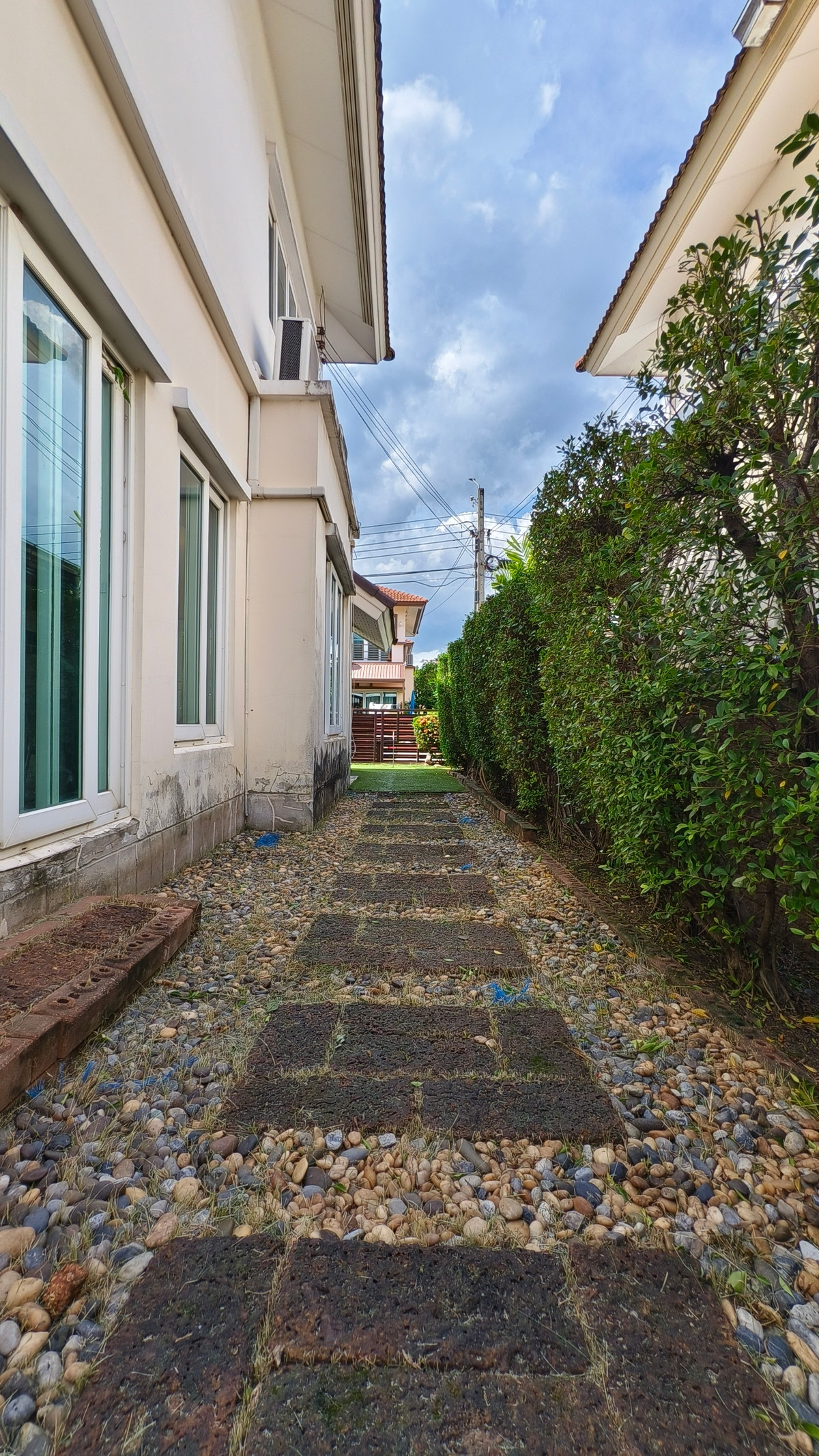 For RentHouseNonthaburi, Bang Yai, Bangbuathong : For Rent | Ready-to-Move-In Single House on Ratchaphruek Road — Furniture, Appliances & Free Wi-Fi Included