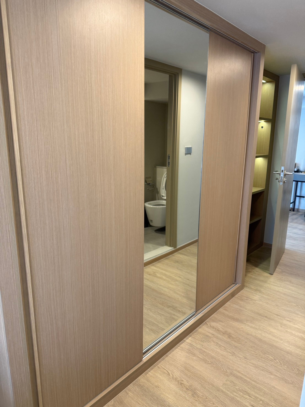 For RentCondoSiam Paragon ,Chulalongkorn,Samyan : 2 floors, 2 bedrooms, for rent, feels like home, Chula location, central area open 24 hours.