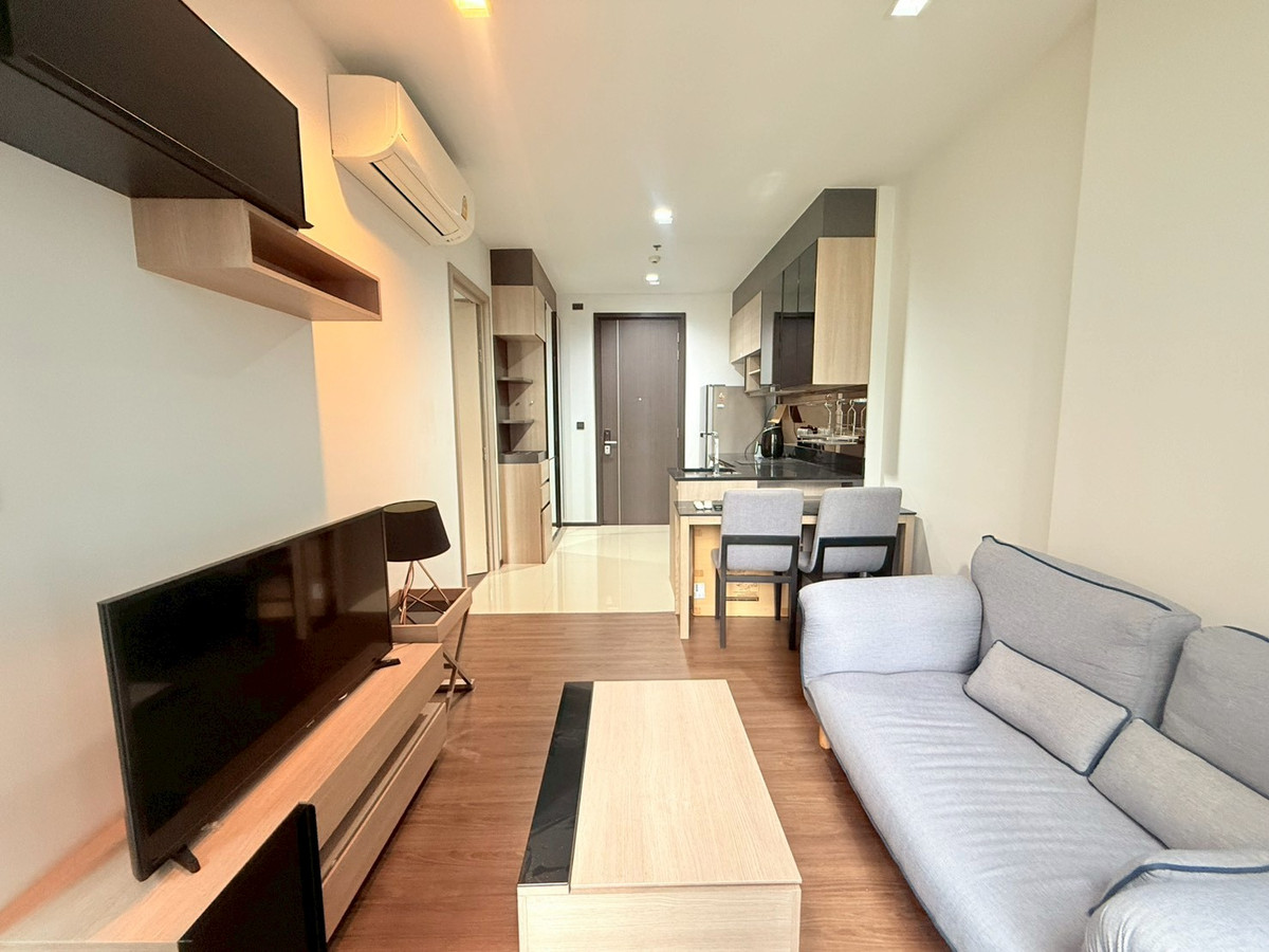 For RentCondoRama9, Petchburi, RCA : 🔑 Fully furnished condo for rent Complete electrical appliances — everything you need in one place ⚡🧊