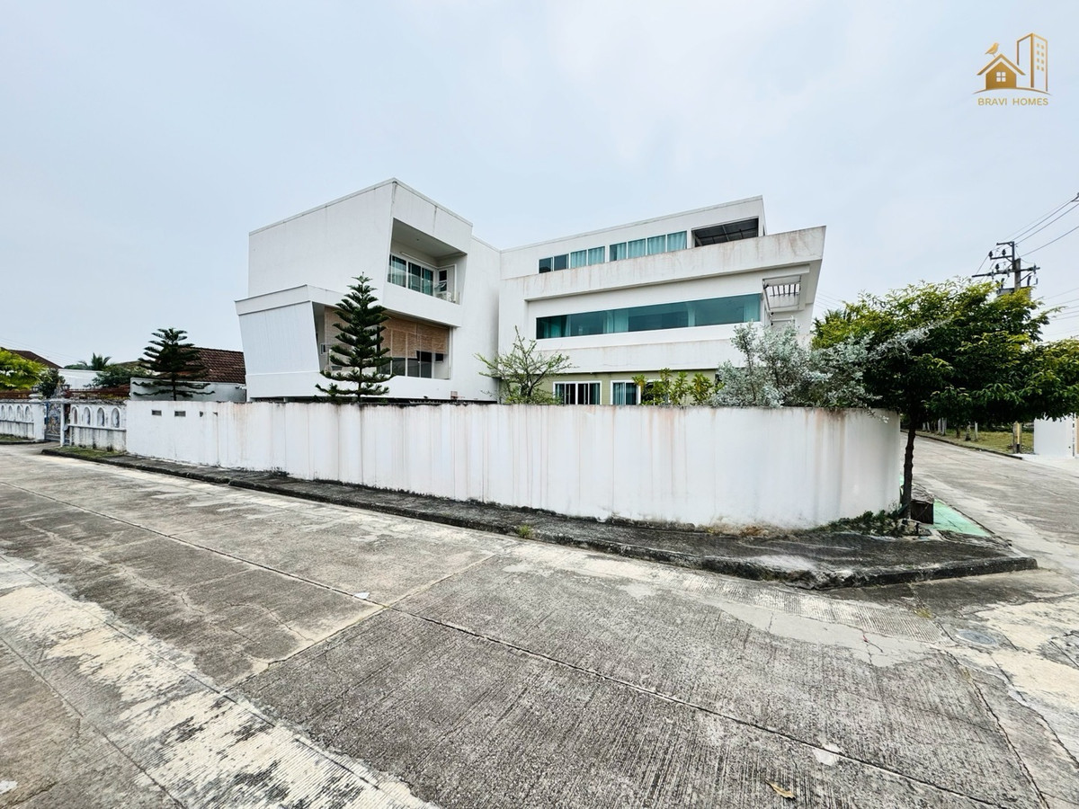 ขายบ้านปิ่นเกล้า จรัญสนิทวงศ์ : บ้านเดี่ยว พุทธมณฑลสาย 2  ทวีวัฒนา