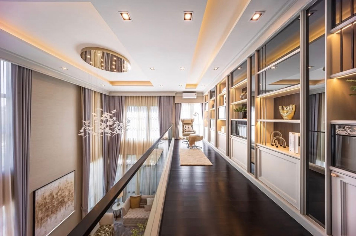 For SaleHouseBangna, Bearing, Lasalle : 🔥🔥 Single house for sale, buy directly from project 🔥🔥 𝙏𝙮𝙥𝙚 𝘾𝘼𝙈𝙋𝙏𝙊𝙉 - 𝐓𝐇𝐄 𝐂𝐈𝐓𝐘 Bangna 𝟐 Large size single house. English style near 𝐌𝐄𝐆𝐀 Bangna , 𝙋𝙧𝙞𝙘𝙚 𝟐𝟕 𝙈𝘽 ☎️ 𝟎𝟗𝟓𝟗𝟒𝟏𝟓𝟗𝟗𝟗