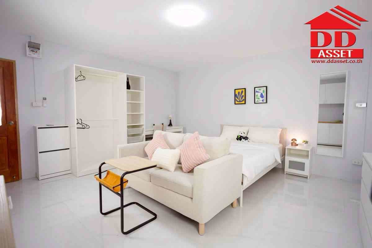 ให้เช่าคอนโดลาดพร้าว เซ็นทรัลลาดพร้าว : ให้เช่า โคซี่ ลีฟวิ่ง เซอร์วิส อพาร์ทเม้นท์ ลาดพร้าว 64  รหัส : C8384