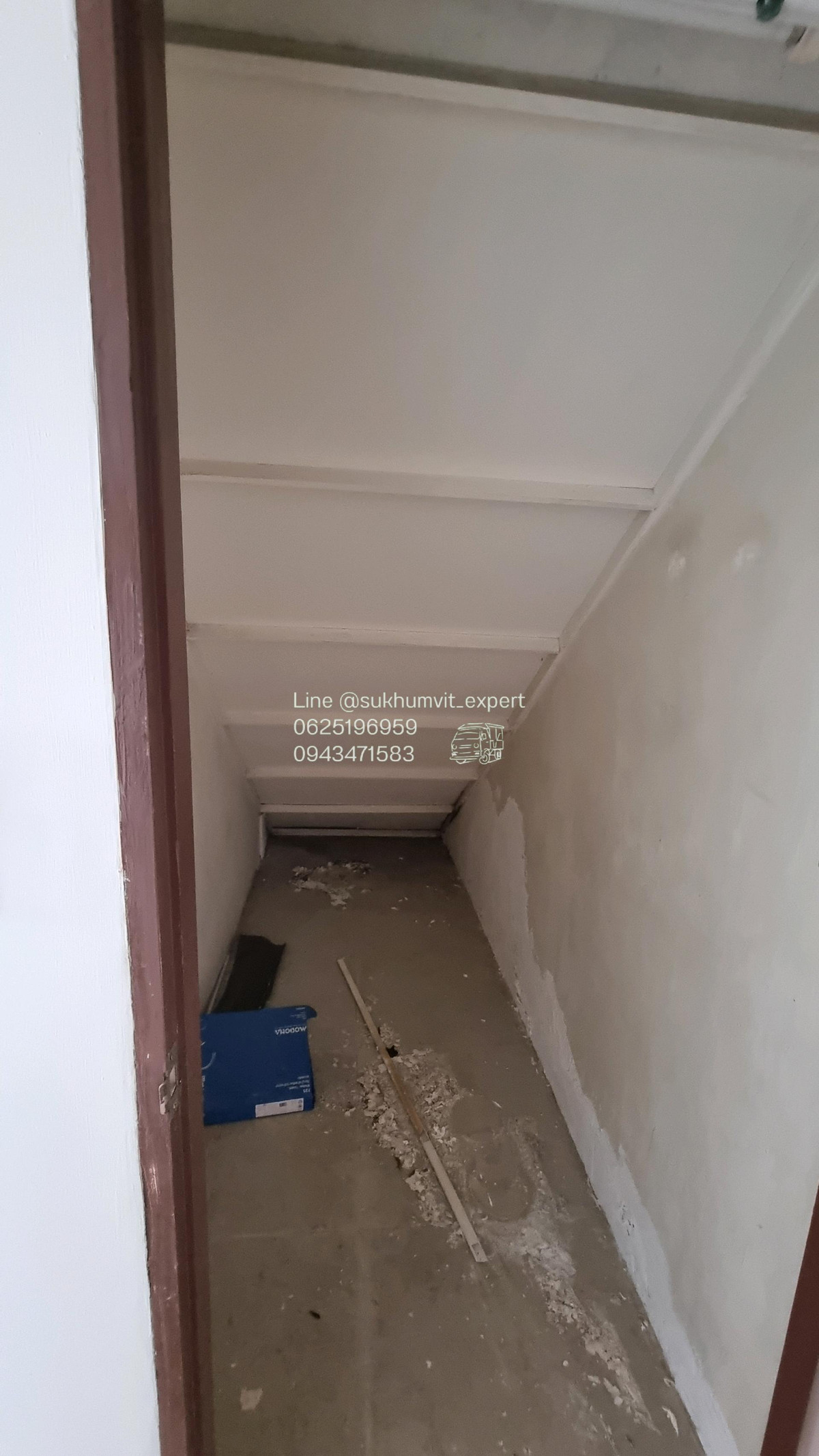 For RentRetail SpaceSukhumvit, Asoke, Thonglor : Shop for rent, Thonglor, no parking. Suitable for businesses that do not use loud noises and are quiet.