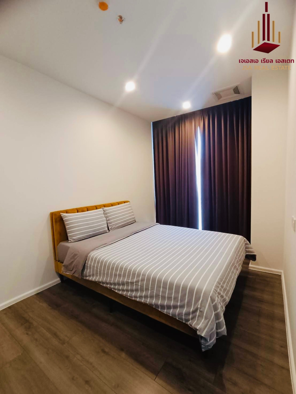 ขายคอนโดอ่อนนุช อุดมสุข : ✨ For Sale : Whizdom Essence  Condo  ✨  💰 only 5,200,000 thb