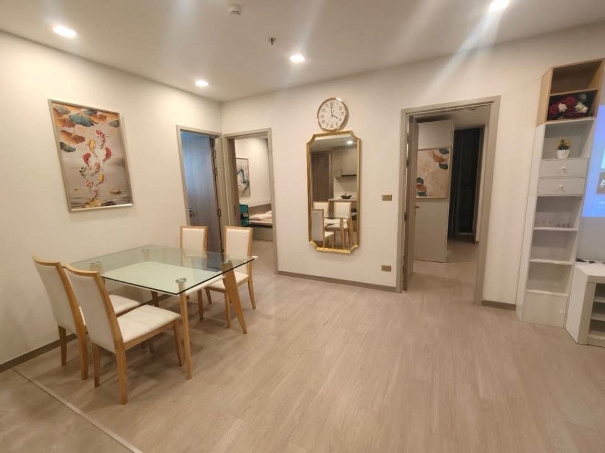 ให้เช่าคอนโดพระราม 9 เพชรบุรีตัดใหม่ RCA : 🔥🔥Hot Price 70 sq.m 42,000.-  🛀🔥🔥
🌻𝐅𝐨𝐫 𝐑𝐞𝐧𝐭🌻 𝗢𝗻𝗲 𝟵 𝗙𝗶𝘃𝗲 𝗔𝘀𝗼𝗸𝗲 𝗿𝗮𝗺𝗮𝟵 -  𝟭𝟵𝟱
💕 welcome co Agent 💕 ready to move in 
🌹เดิน 2-3 นาทึถึง 𝗠𝗥𝗧 𝑹𝒂𝒎𝒂9 พระรามเก้า
ใกล้ มศว / ม.หอการค้า / สี่แยกห้วยขวาง / ห้างเซ็นทรัลพระร