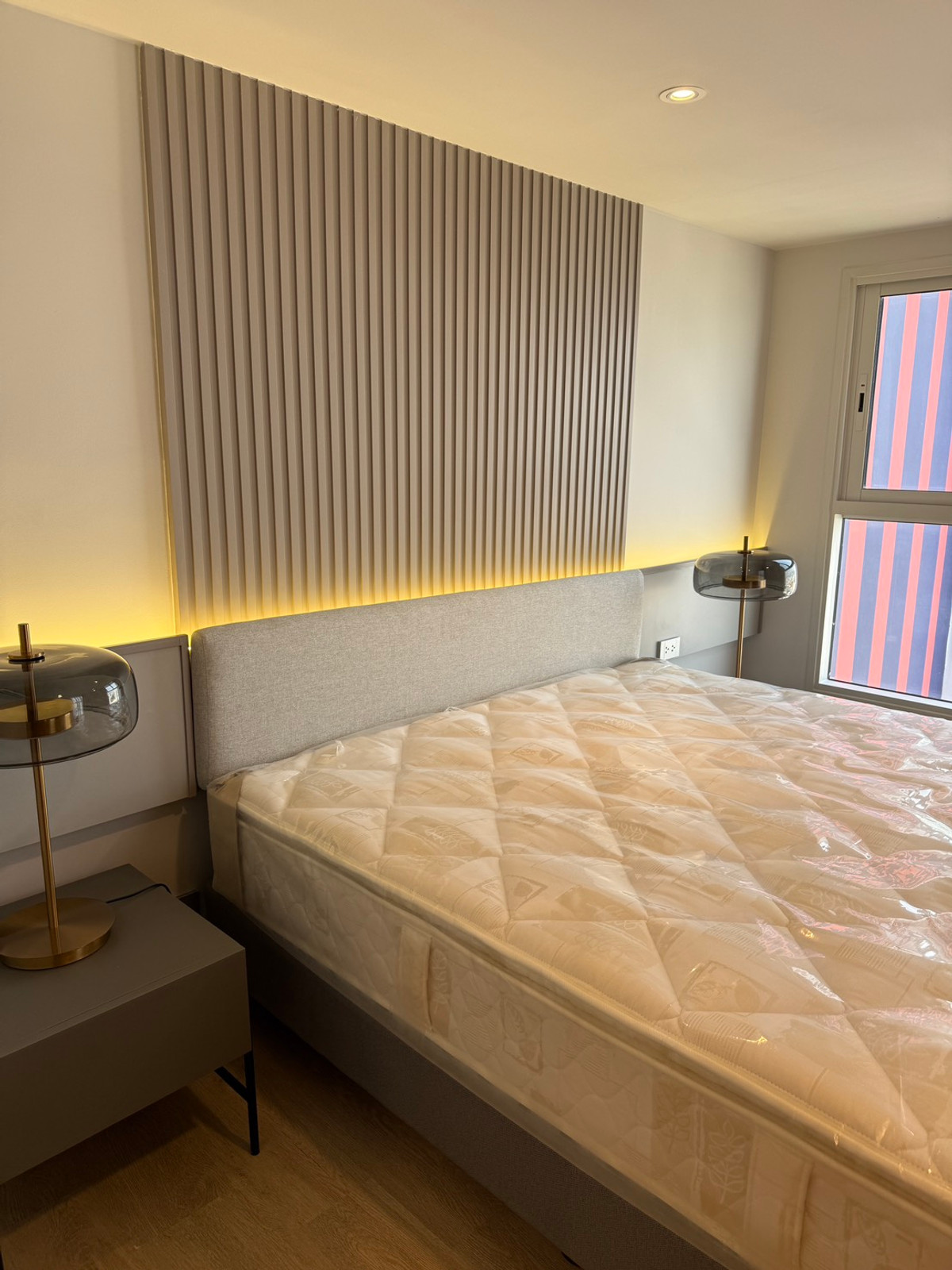 For RentCondoSiam Paragon ,Chulalongkorn,Samyan : 2 floors, 2 bedrooms, for rent, feels like home, Chula location, central area open 24 hours.