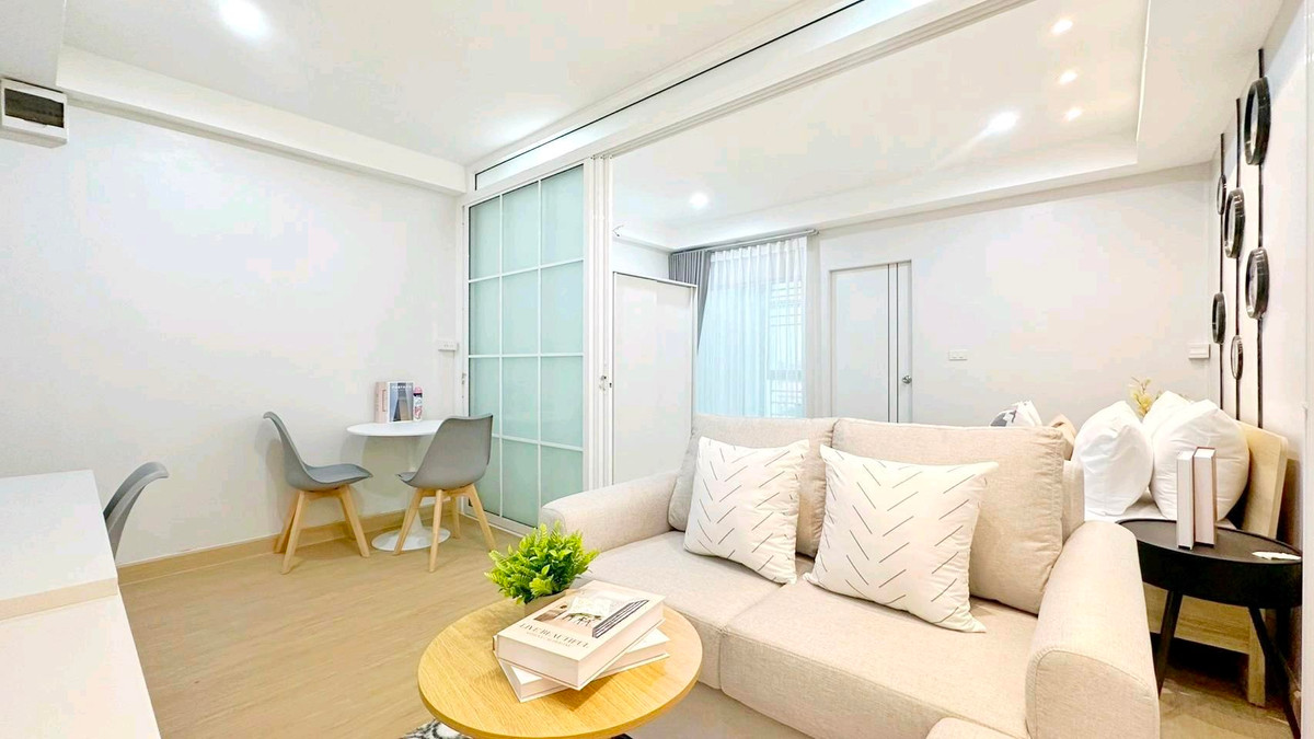 For SaleCondoChokchai 4, Ladprao 71, Ladprao 48, : 🐱🐶The dream of pet owners has come true❗️ Big room, home feel with space for the little one to live in complete comfort ✅️ J.W. Suite Chokchai 4 (J.W. Suite Chokchai 4)✨️✨️