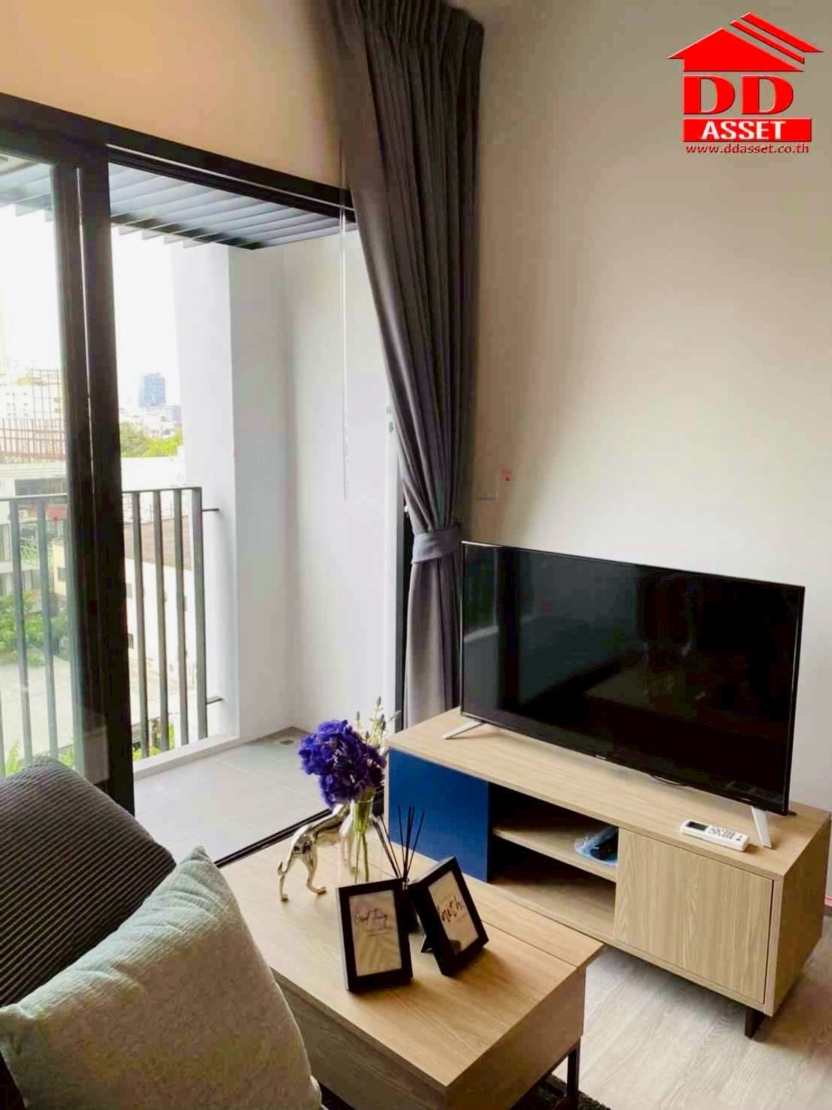 For RentCondoSukhumvit, Asoke, Thonglor : For rent condo XT Ekkamai Sukhumvit63 BTS Ekkamai Code : C8383