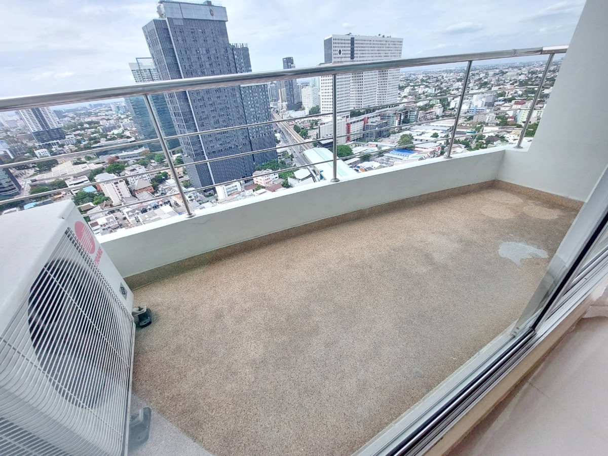 ขายคอนโดเกษตรศาสตร์ รัชโยธิน : 9716♚ขายคอนโด 2 ห้องนอน♙ศุภาลัย ปาร์ค พหลโยธิน 21♜BTS พหลโยธิน 24∞099-5919653,065-9423251🜲Line@sureresidence