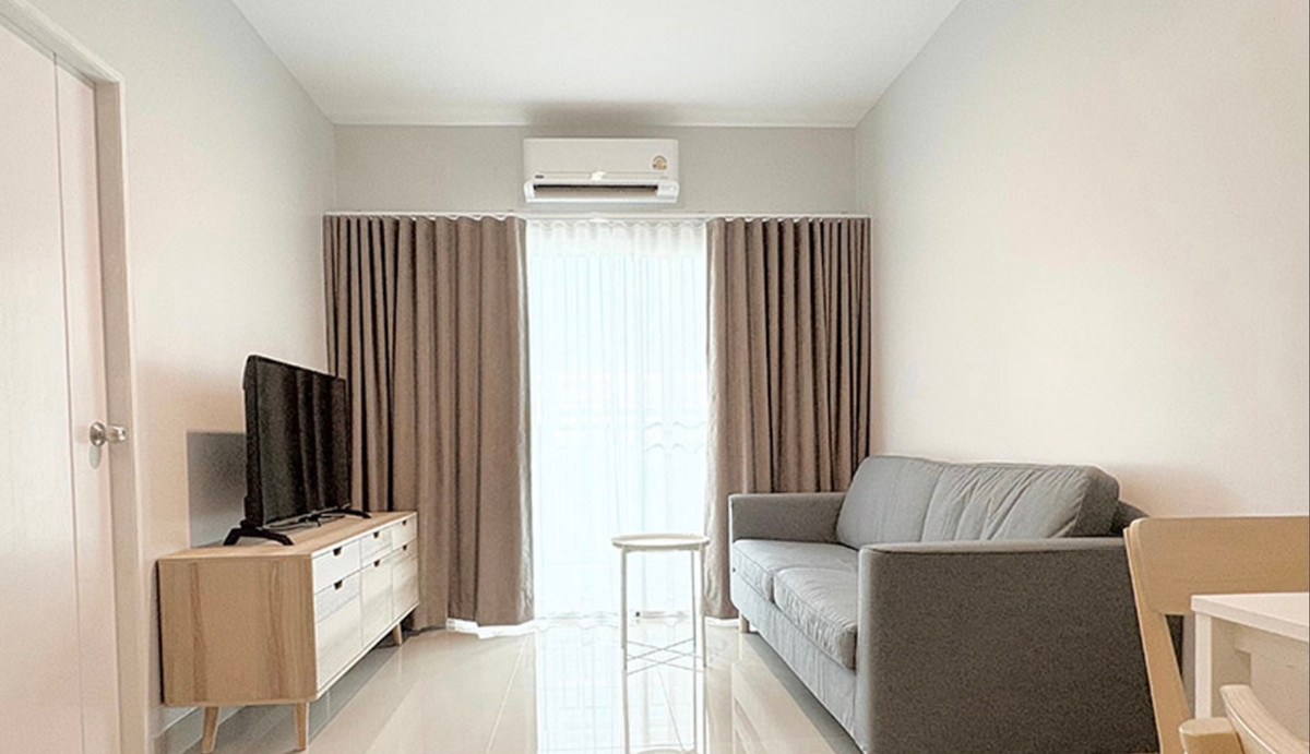 For RentCondoRattanathibet, Sanambinna : For rent: TREASURY HOME (Thanarak House). Beautiful, cheap, ready to move in. If interested, contact Line @841qqlnr