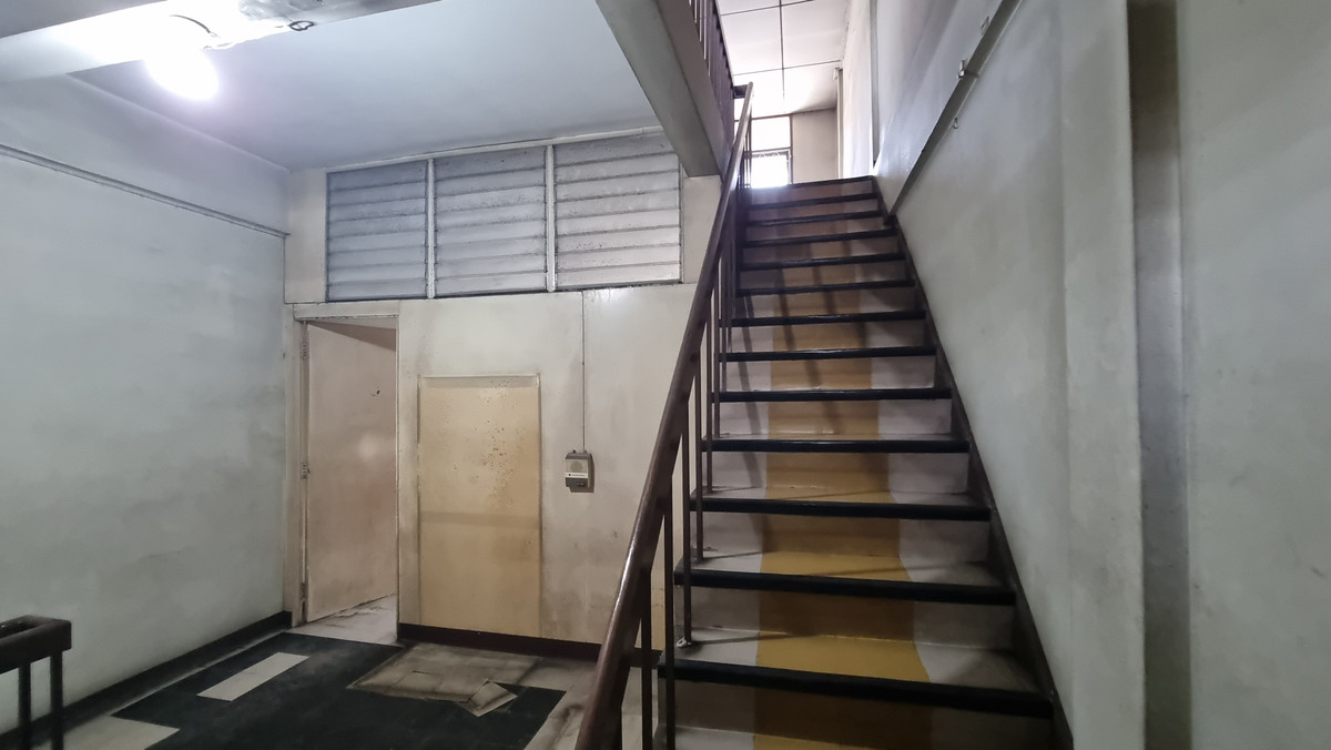 ให้เช่าอาคารพาณิชย์สุขุมวิท อโศก ทองหล่อ : ให้เช่าอาคารพาณิชย์ เอกมัย 4 ชั้น อาคารพาณิชย์ทำเลเอกมัย เหมาะสำหรับทำออฟฟิศ ร้านค้า หรือธุรกิจบริการ