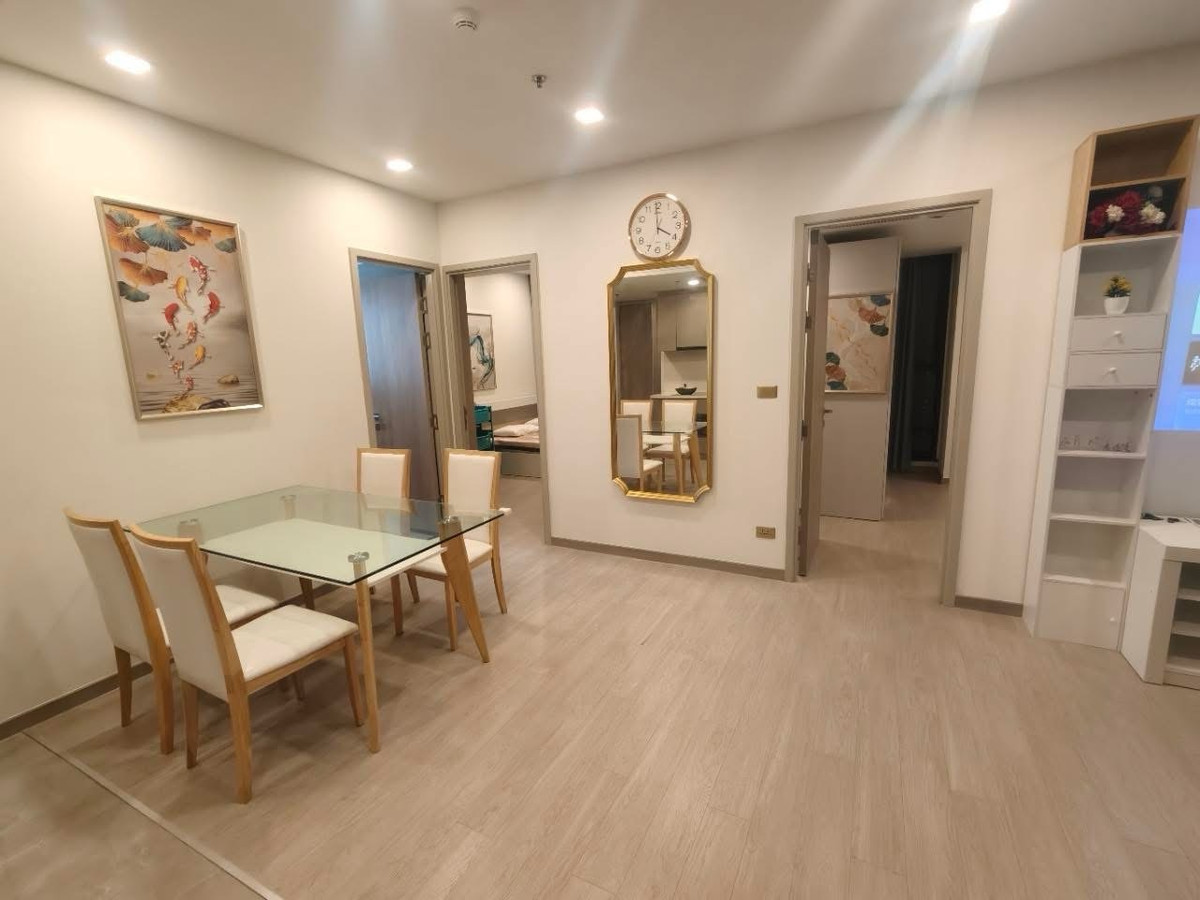 ให้เช่าคอนโดพระราม 9 เพชรบุรีตัดใหม่ RCA : 🔥🔥Hot Price 70 sq.m 42,000.-  🛀🔥🔥
🌻𝐅𝐨𝐫 𝐑𝐞𝐧𝐭🌻 𝗢𝗻𝗲 𝟵 𝗙𝗶𝘃𝗲 𝗔𝘀𝗼𝗸𝗲 𝗿𝗮𝗺𝗮𝟵 -  𝟭𝟵𝟱
💕 welcome co Agent 💕 ready to move in 
🌹เดิน 2-3 นาทึถึง 𝗠𝗥𝗧 𝑹𝒂𝒎𝒂9 พระรามเก้า
ใกล้ มศว / ม.หอการค้า / สี่แยกห้วยขวาง / ห้างเซ็นทรัลพระร