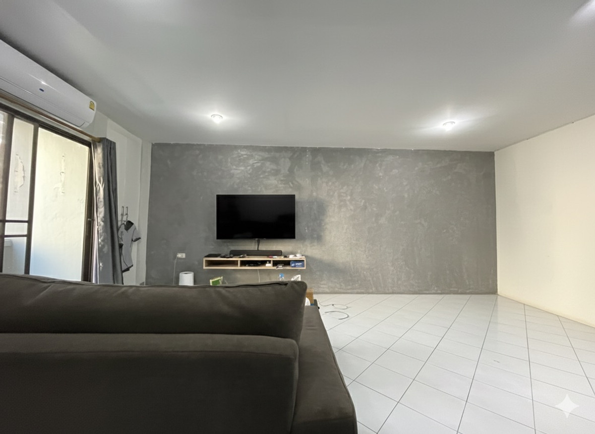 ขายคอนโดรามคำแหง หัวหมาก : ขายถูก คอนโดบดินทรสวีทโฮม ลาดพร้าว 94 ห้องกว้าง Pet friendly