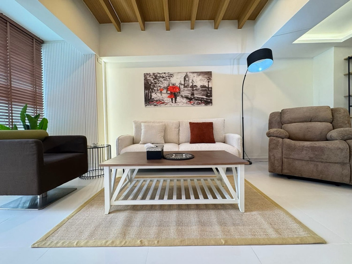 ขายทาวน์โฮมอ่อนนุช อุดมสุข : 🔥HOT DEAL 🔥ขายบ้าน คลองตันนิเวศม์-สุขุมวิท71 ขนาด 170 Sq.m 2 bed 2 bath พิเศษ 9,500,000 MB ติดต่อ 086-795-9997