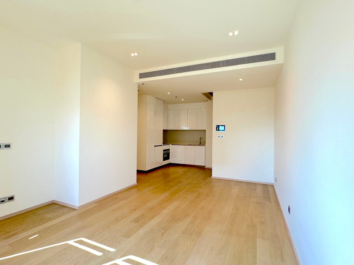 For SaleCondoSukhumvit, Asoke, Thonglor : Great Deal‼️ Brand New, High Floor, Pet freindly✨Luxury Condo @ The Strand Thonglor, 70m from BTS