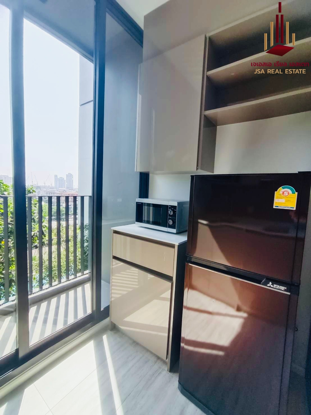 ขายคอนโดอ่อนนุช อุดมสุข : ✨ For Sale : Whizdom Essence  Condo  ✨  💰 only 5,200,000 thb