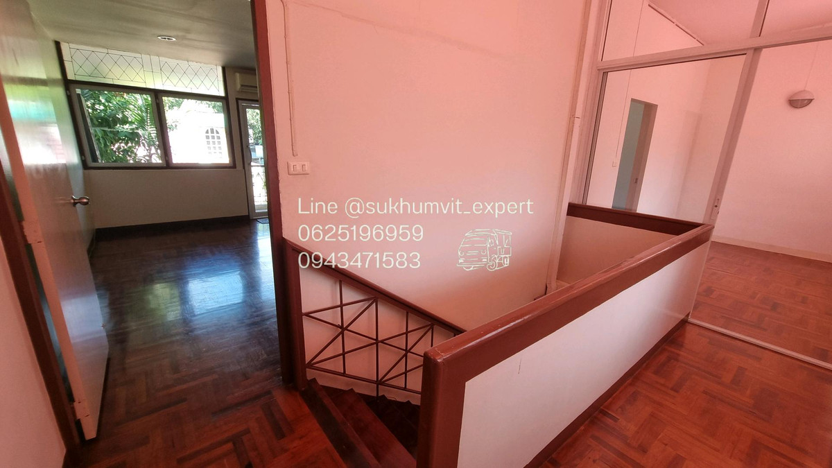 For RentRetail SpaceSukhumvit, Asoke, Thonglor : Shop for rent, Thonglor, no parking. Suitable for businesses that do not use loud noises and are quiet.