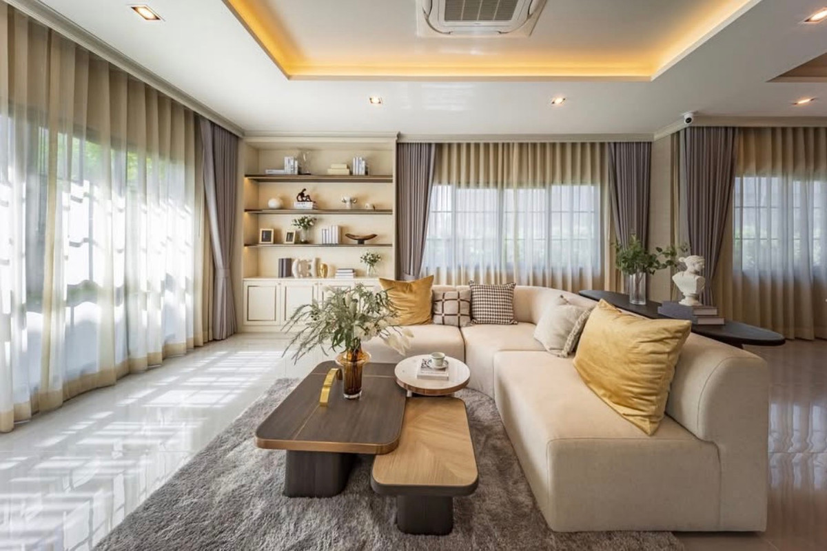 For SaleHouseBangna, Bearing, Lasalle : 🔥🔥 Single house for sale, buy directly from project 🔥🔥 𝙏𝙮𝙥𝙚 𝘾𝘼𝙈𝙋𝙏𝙊𝙉 - 𝐓𝐇𝐄 𝐂𝐈𝐓𝐘 Bangna 𝟐 Large size single house. English style near 𝐌𝐄𝐆𝐀 Bangna , 𝙋𝙧𝙞𝙘𝙚 𝟐𝟕 𝙈𝘽 ☎️ 𝟎𝟗𝟓𝟗𝟒𝟏𝟓𝟗𝟗𝟗