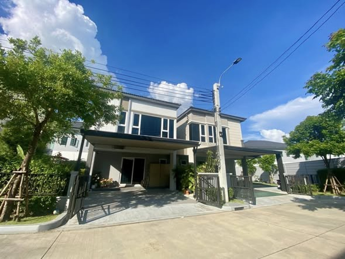 For RentSamut Prakan,Samrong : 💥CP-9675💥 Twin house for rent in Grande Pleno Mega Bangna. Excellent location in the Mega Bangna area. 👉Add Line @expertcondo