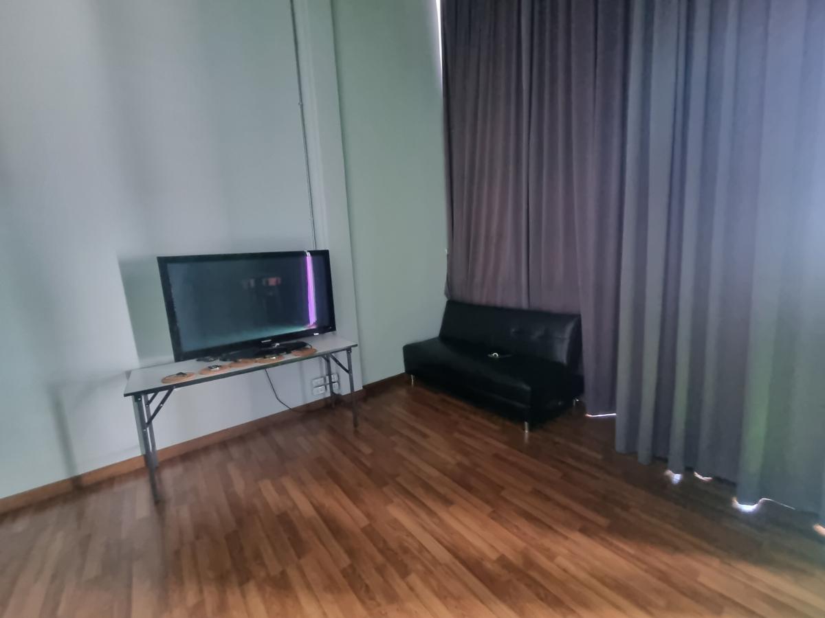 ให้เช่าทาวน์โฮมลาดพร้าว เซ็นทรัลลาดพร้าว : เช่าทาวน์โฮม 3 ห้องนอน ลาดพร้าว ใกล้เมือง พร้อมอยู่ 60,000 บาท/เดือน บ้านสวยราคาดี ทำเลทอง ตอบโจทย์ครอบครัวใหญ่!