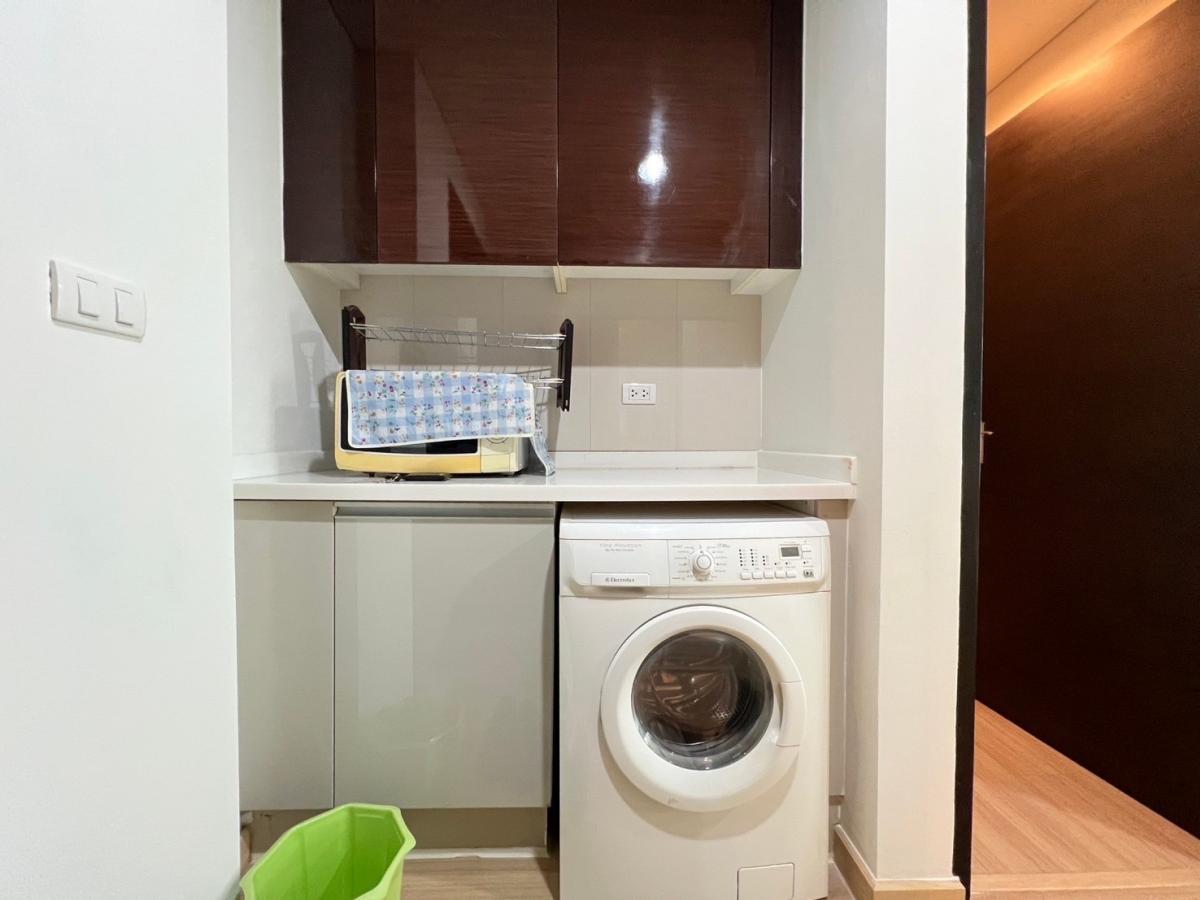 For SaleCondoRatchathewi,Phayathai : Luxury condo with 2 bedrooms in the heart of RatchathewiNear BTS, Siam Paragon starting from only 7.49 million!