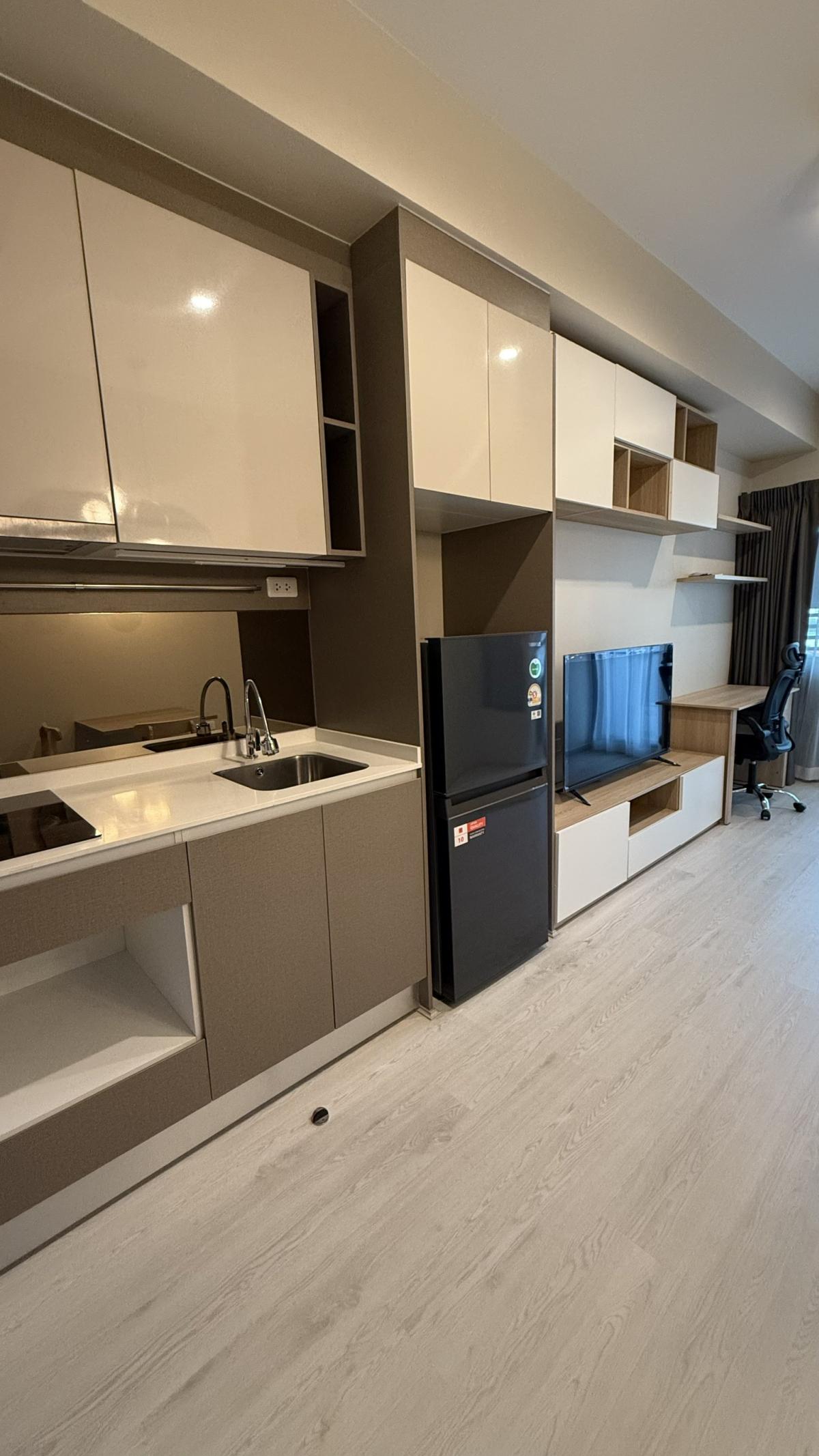 ให้เช่าคอนโดบางแค เพชรเกษม : 28/02/2026, คอนโด Ideo Rama 9-Asoke 1 ห้องนอน สะดวกใกล้ BTS/MRT พระราม 9 
เช่าเพียง 25,000 บาท/เดือน พร้อมสิ่งอำนวยความสะดวกครบครัน!