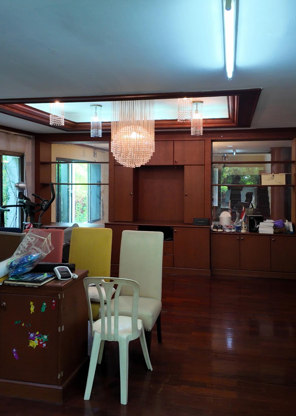 ขายบ้านรามคำแหง หัวหมาก : 28/02/2026, บ้านหรูใจกลางทาวน์อินทาวน์ 8 ห้องนอน พร้อมที่ดิน 1 ไร่ โอกาสลงทุนสุดพรีเมียม ทำเลดี เชื่อมต่อถนนหลักหลายสาย