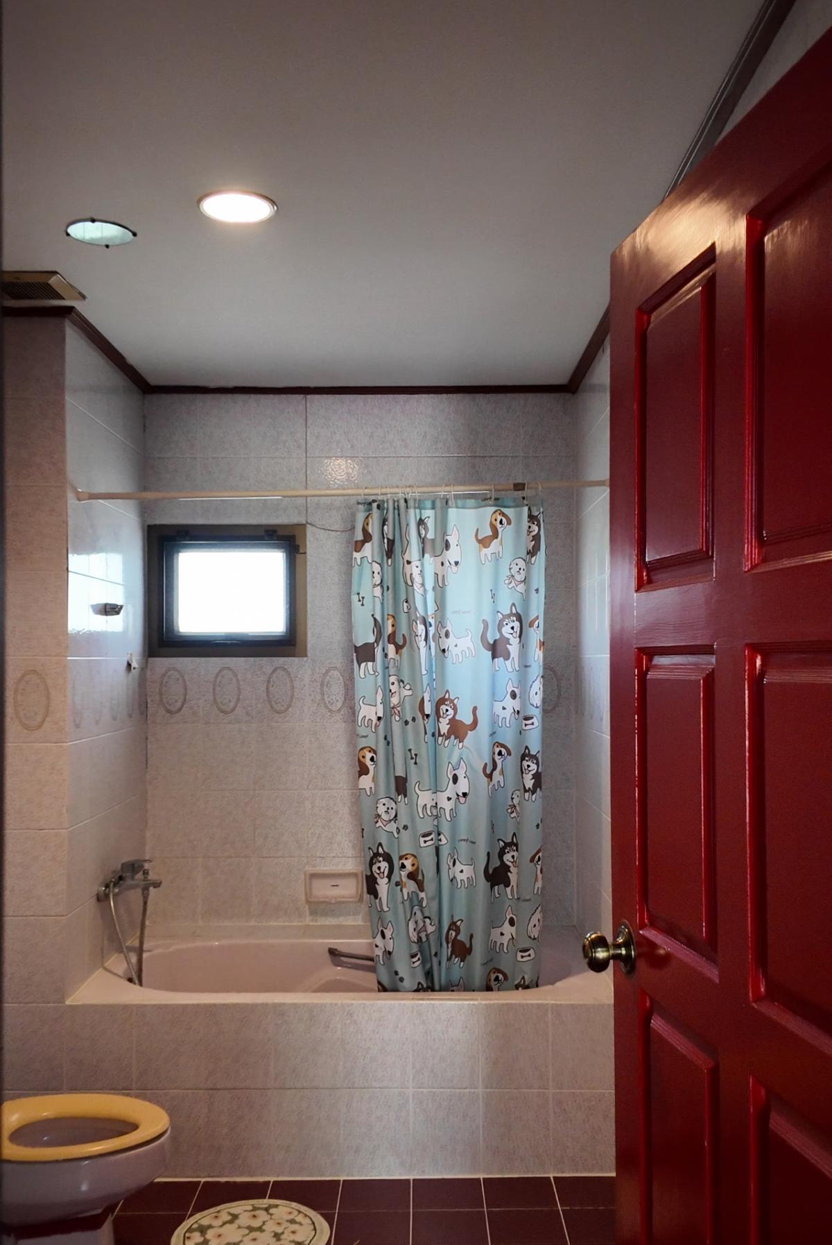 ขายบ้านรามคำแหง หัวหมาก : 28/02/2026, บ้านหรูใจกลางทาวน์อินทาวน์ 8 ห้องนอน พร้อมที่ดิน 1 ไร่ โอกาสลงทุนสุดพรีเมียม ทำเลดี เชื่อมต่อถนนหลักหลายสาย