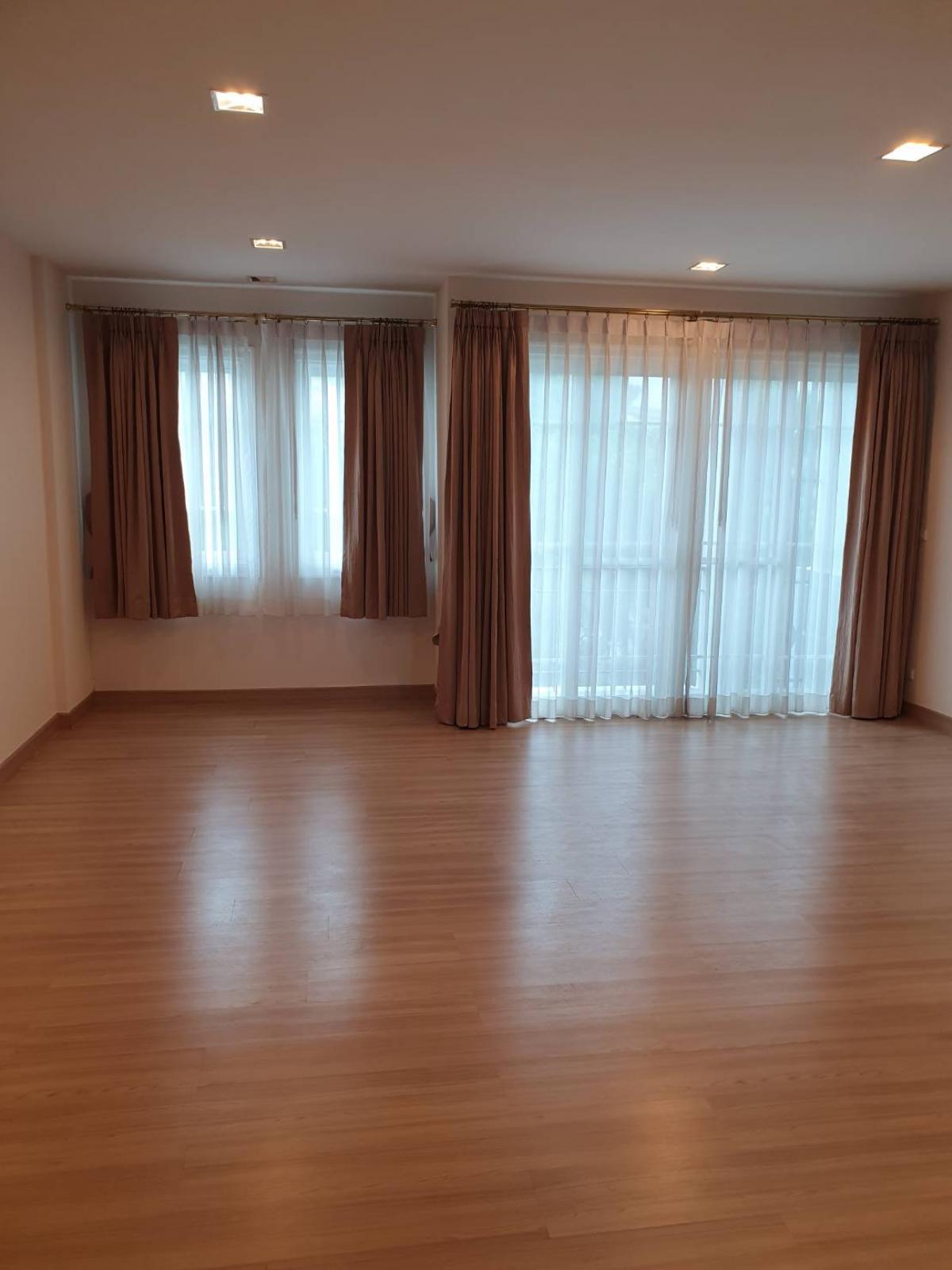 ขายทาวน์โฮมอ่อนนุช อุดมสุข : 28/02/2026, The Master@BTS Udomsuk 3 ห้องนอน 266 ตรม. ใกล้ BTS อุดมสุข พร้อมอยู่ บนที่ดิน 22.1 ตร.วา ราคาพิเศษ 14.99 ล้าน