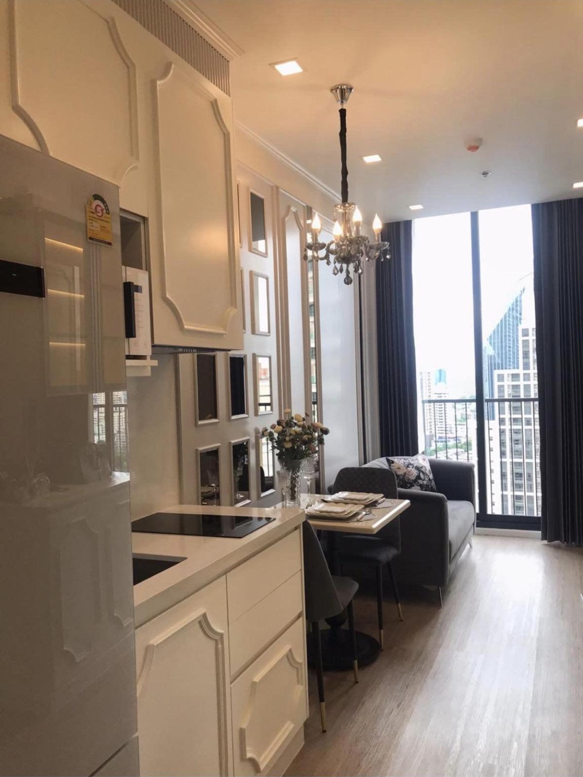 For SaleCondoSukhumvit, Asoke, Thonglor : 03/04/2026, Best value! 1 bedroom Noble State 39 in the heart of Phrom Phong
Rent for only 32,000 THB / Sale for 7.5 million THB near BTS & EmQuartier! 0642748883