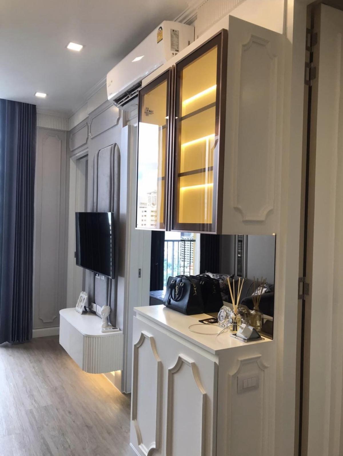 For SaleCondoSukhumvit, Asoke, Thonglor : 03/04/2026, Best value! 1 bedroom Noble State 39 in the heart of Phrom Phong
Rent for only 32,000 THB / Sale for 7.5 million THB near BTS & EmQuartier! 0642748883