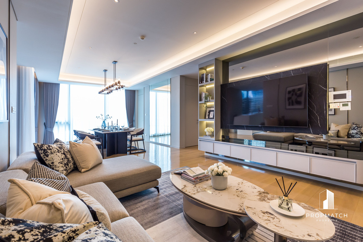 For RentCondoWitthayu, Chidlom, Langsuan, Ploenchit : ✨Flash Deal ✨Baan Sindhorn( 2Bed 3Bath 168SQM.) Fully furnished, ready to move in!! Only 250,000 baht per month Tel.0981315848 @propmatch