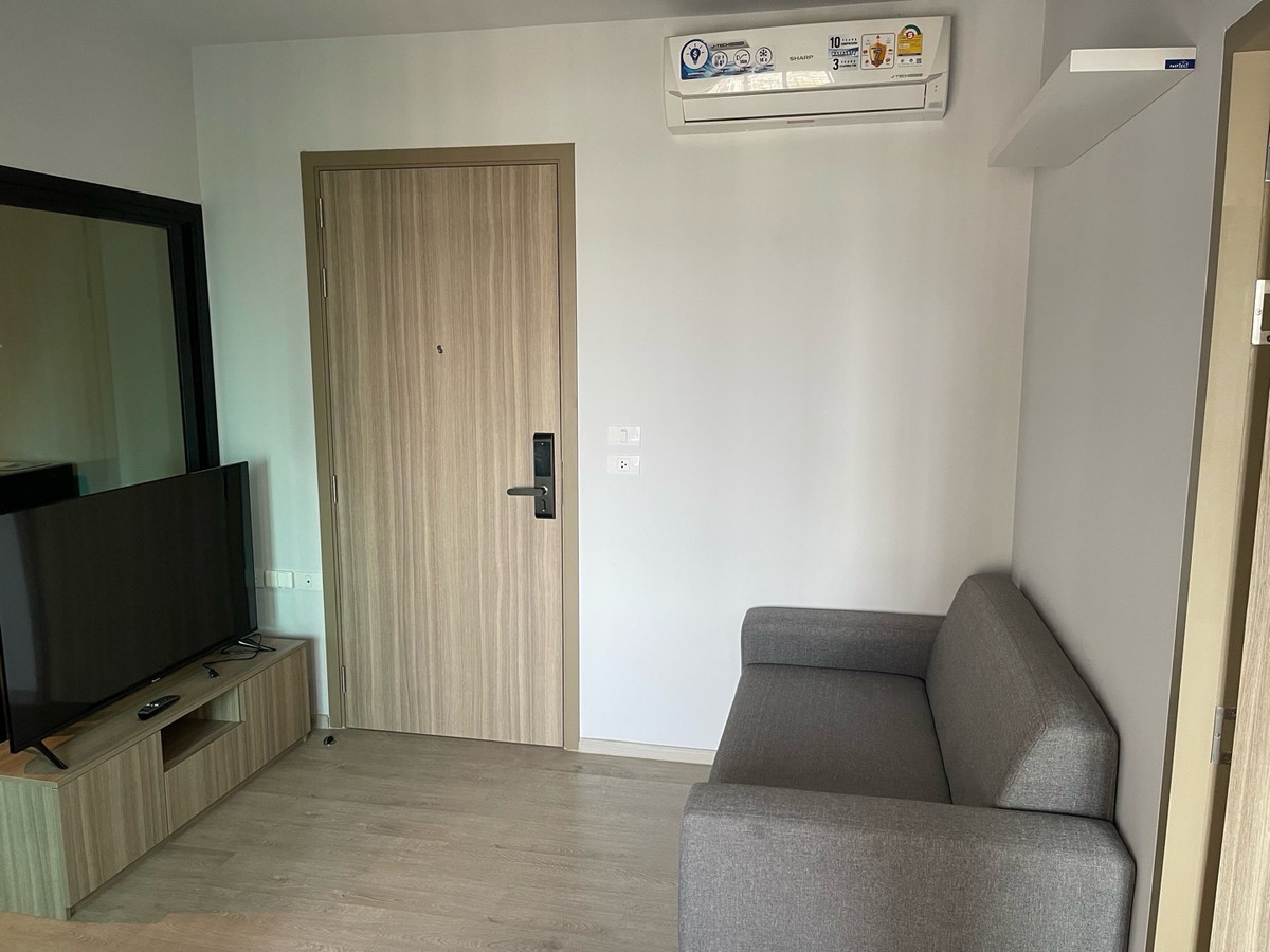 For SaleCondoThaphra, Talat Phlu, Wutthakat : Condo for sale, Altitude Unicorn Sathorn-Tha Phra, owner sells it himself, friendly price.