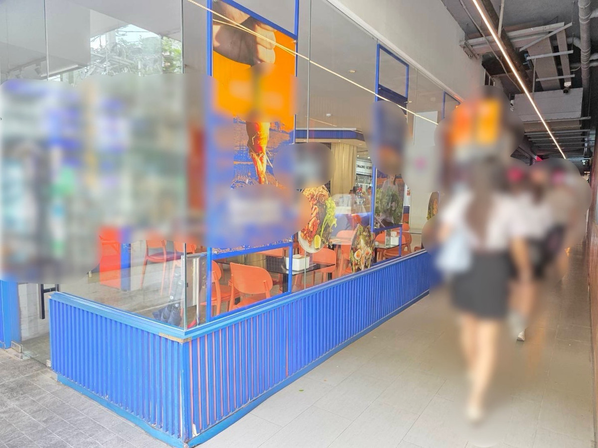 ให้เช่าร้านค้า/ตลาดนัดสุขุมวิท อโศก ทองหล่อ : พื้นที่เช่า 88.89 ตรม ชั้น G อโศก สุขุมวิท สำหรับ คาเฟ่ ร้านอาหาร เสริมสวย ซาลอน ดูแลผิว คลินิก ทำเล็บ สินค้า เสื้อผ้า ของที่ระลึก โชว์รูมแบรนด์สินค้า