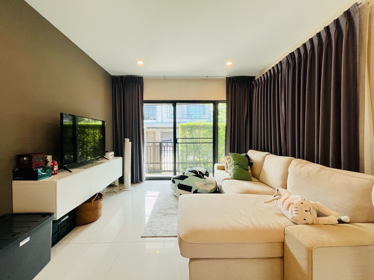 ขายบ้านมีนบุรี-ร่มเกล้า : ขาดทุน7แสน! บ้านใหม่ไม่ค่อยอยู่ ขายภัสสรรามคำแหง-ราษฎร์พัฒนา ซอยมิสทีน สวยเหมือนนางฟ้า ทำเลดีเดินทางสะดวกใกล้รถไฟฟ้า แอร์พอร์ตลิงค์ Top,7-11, Lotus ,JC รอบหมู่บ้าน