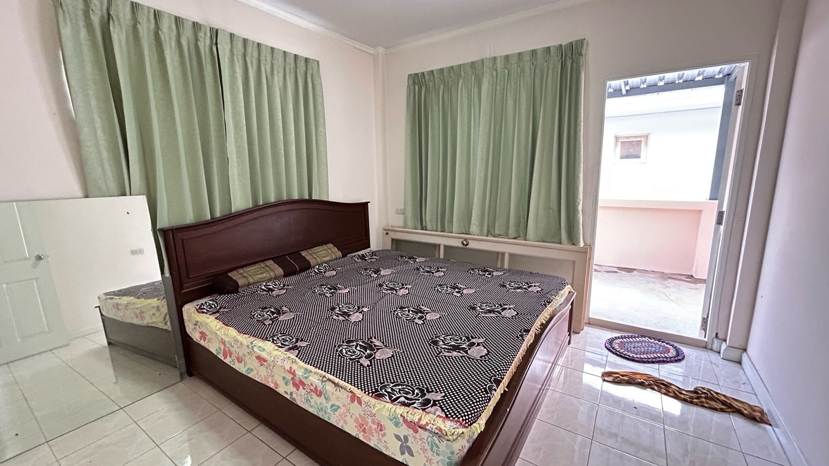 ให้เช่าบ้านปทุมธานี รังสิต ธรรมศาสตร์ : ให้เช่าบ้านเดี่ยว 2 ชั้น 4ห้องนอน แอร์3 เครื่อง