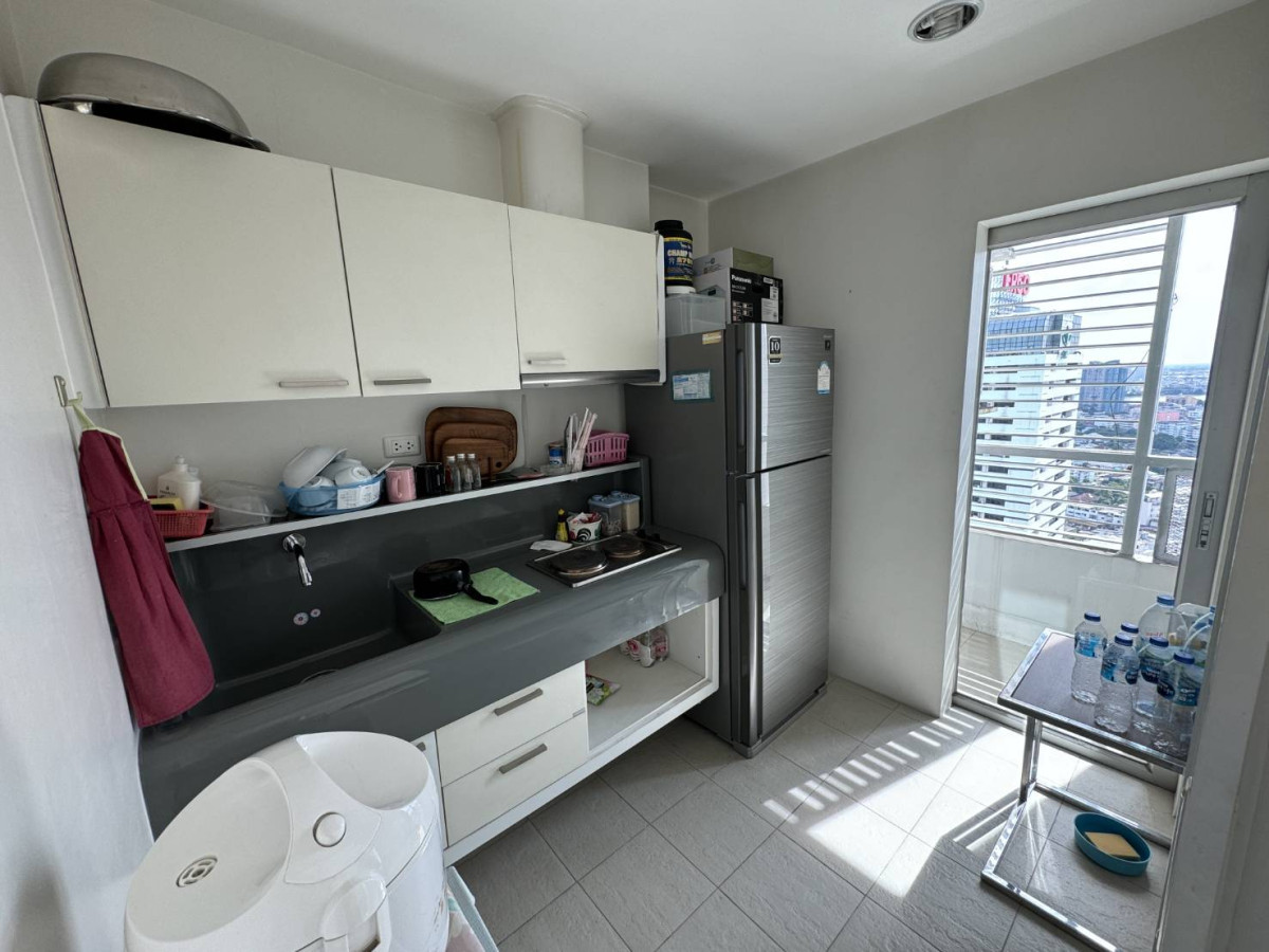 For SaleCondoWongwianyai, Charoennakor : For Sale Condo , Q House Sathorn , high floor , BTS-Krung Thon Buri , Khlong Ton Sai , Khlong San , Bangkok , CX-140108