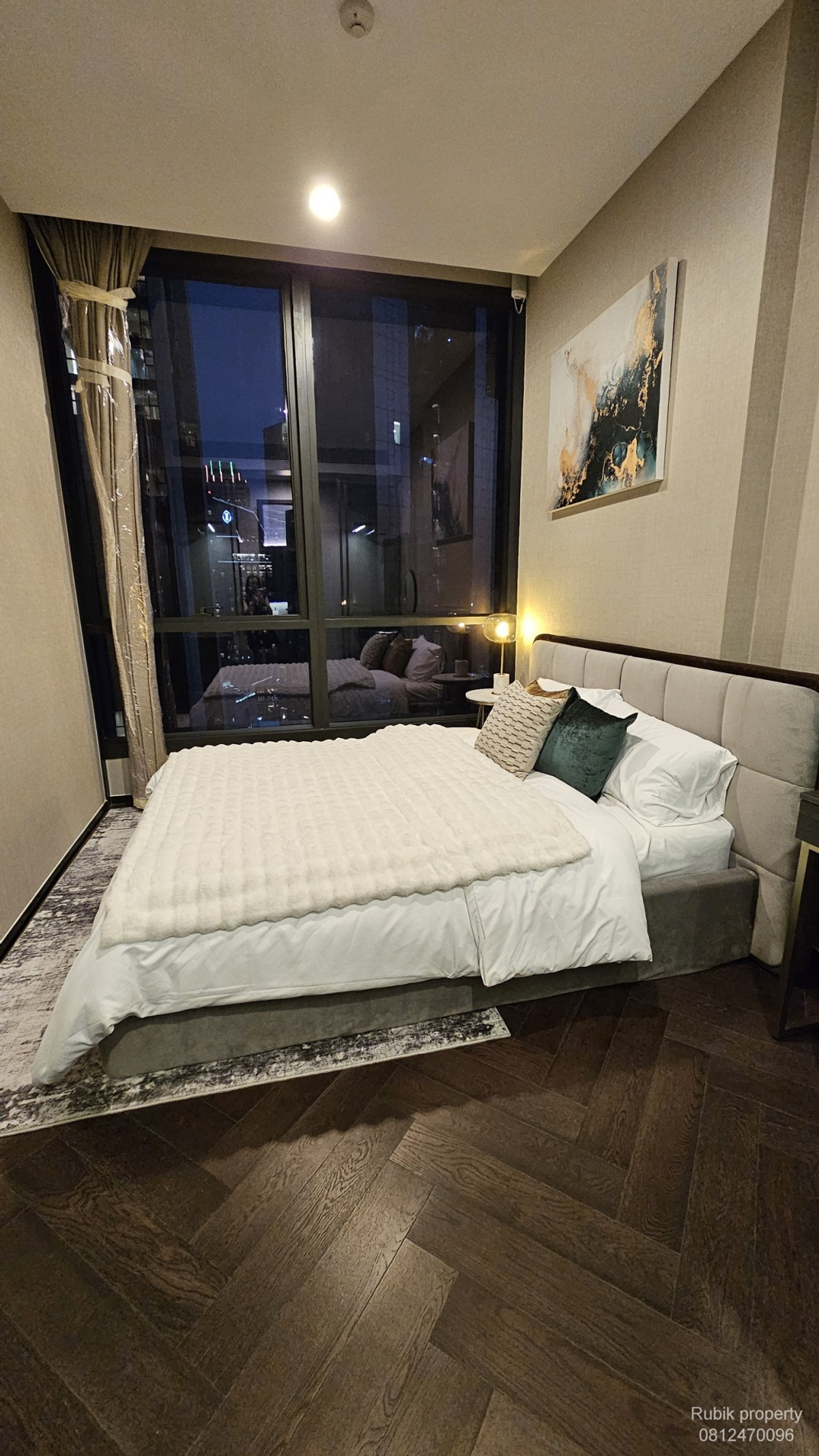 ให้เช่าคอนโดสุขุมวิท อโศก ทองหล่อ : ห้องสวยแต่งครบ ลักชัวรีระดับพรีเมียม โครงการหรูบนทำเลใจกลางทองหล่อ พร้อมเข้าอยู่! near BTS Thonglor (RB1500)