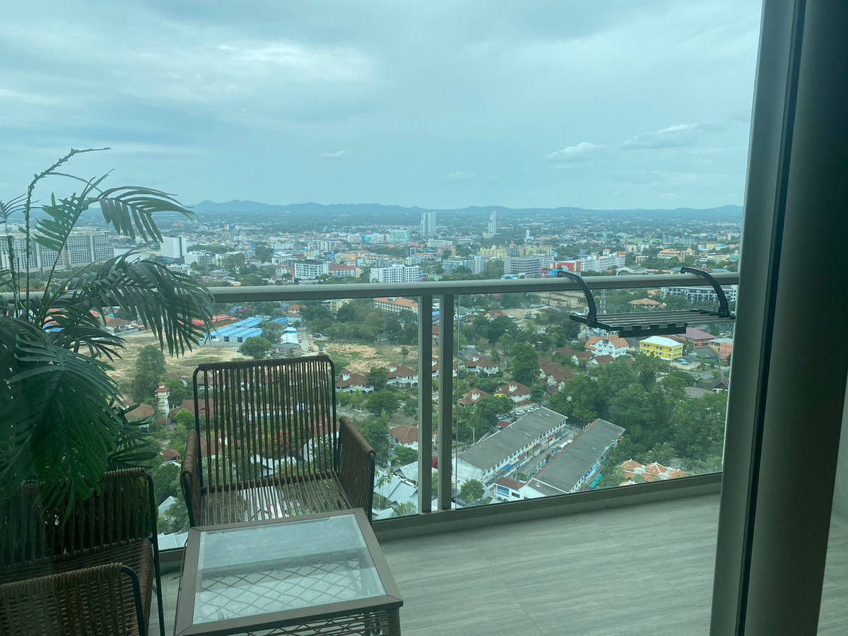 For RentCondoPattaya, Bangsaen, Chonburi : For rent Condo Riviera wongamat beach studio (S03-1472)