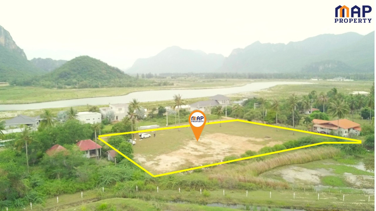 For SaleLandHuahin, Prachuap Khiri Khan, Pran Buri : Urgent sale! Land in a housing development project, tourist area
