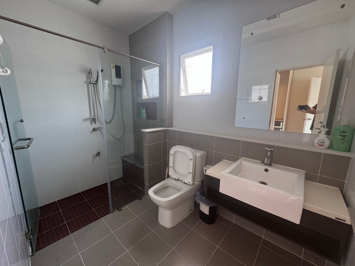 ให้เช่าบ้านพระราม 2 บางขุนเทียน : บ้านเดี่ยว The Grand Rama2 หมุ่บ้านสวย ติดถนนพระราม2 เฟอนิเจ้อครบ พร้อมให้เช่า สอบถามได้ครับ