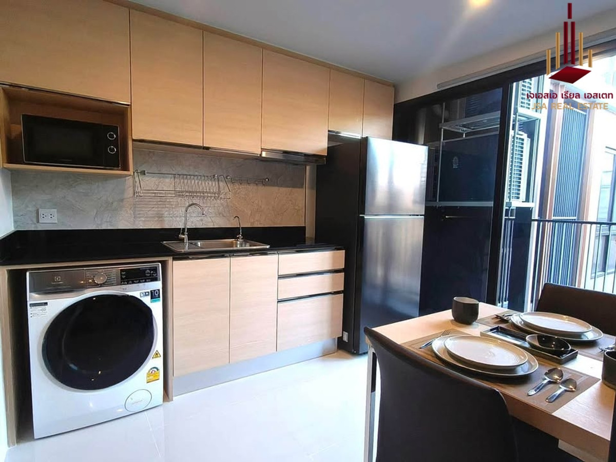 For RentCondoSathorn, Narathiwat : ✨ For Rent: The SHADE Sathon 1 Condo ✨ 💰 Only 21,000 THB/month