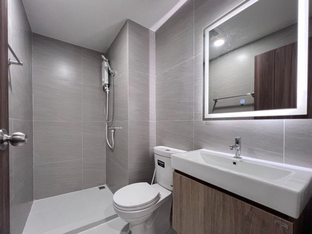 For RentCondoRatchadapisek, Huaikwang, Suttisan : For Rent The Belgravia @ Ratchada 17 Unit 11/72 (New Room)