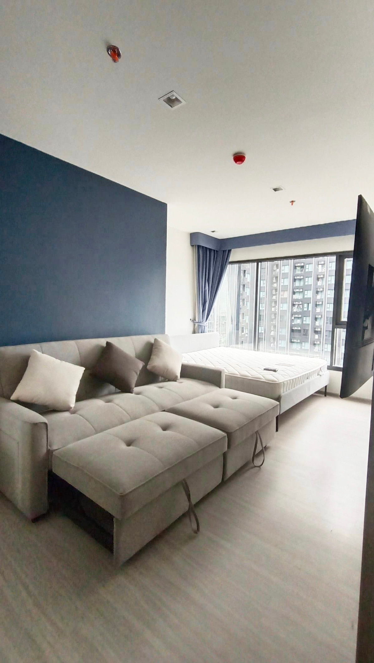 For RentCondoRama9, Petchburi, RCA : For Rent Life Asoke Hype 🌻 MRT Rama9 walk 7 minutes