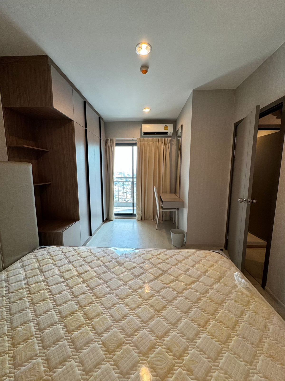 ให้เช่าคอนโดท่าพระ ตลาดพลู วุฒากาศ : 🎯 ว่างพร้อมอยู่ 25/01/69 1Bedroom กั้นห้องนอนเป็นสัดส่วน เปิดรับจองล่วงหน้า