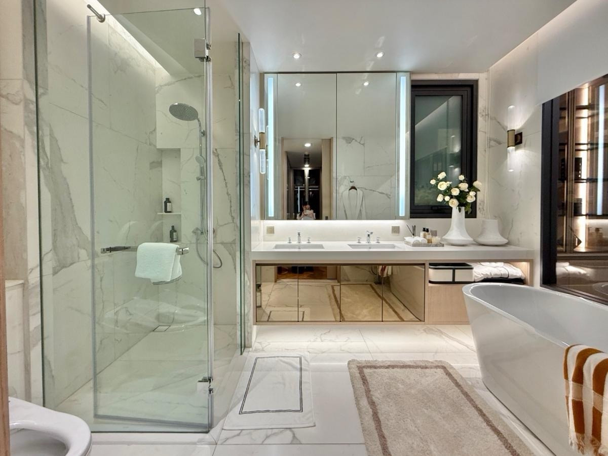 For SaleCondoRama3 (Riverside),Satupadit : HOT DEAL 🔥 KingsQuare Residence size 211 Sq.m 3 bed 3 bath special only 48.8 MB only!!!