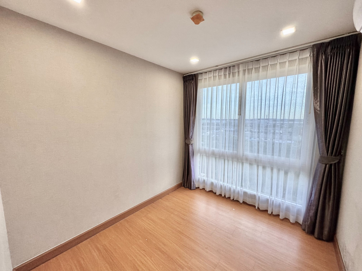 ให้เช่าคอนโดลาดกระบัง สุวรรณภูมิ : ให้เช่า ！！ คอนโด แอร์ลิงค์ เรสซิเดนซ์ (Airlink Residents) พร้อมอยู่ เครื่องใช้ไฟฟ้าครบครัน  2 ห้องนอน 2 ห้องน้ำ 